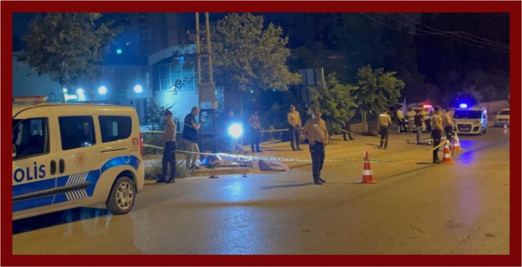 Adana'da devrilen motosikletteki 2 kişi öldü