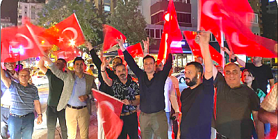 MHP Çukurova Seçim Zaferini Büyük Bir Çoşkuyla Kutladı
