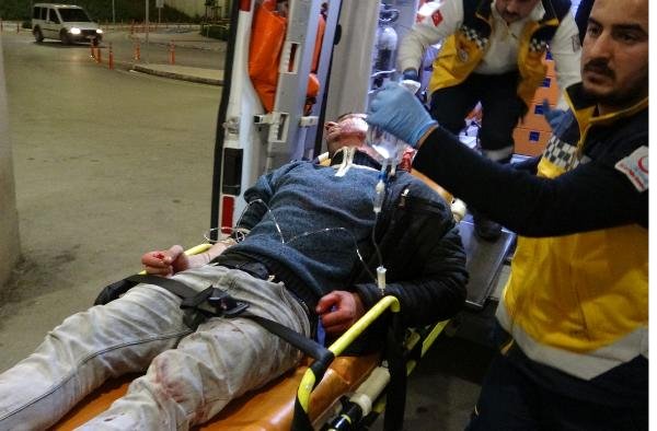 Adana'da Bıçaklı Kavga: 1 Yaralı
