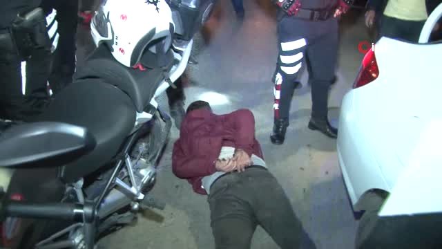 Polisten Kaçan Sürücü 'Kimyon' Savurup Motorlu Timlerden Kurtulmak İstedi