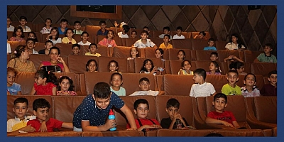 Adana Büyükşehir Belediyesi’nin düzenlediği 29. Uluslararası Adana Altın Koza Film Festivali heyecanı Ceyhan ilçesini de sardı.